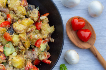 Bratkartoffelsalat - vegan und herzhaft