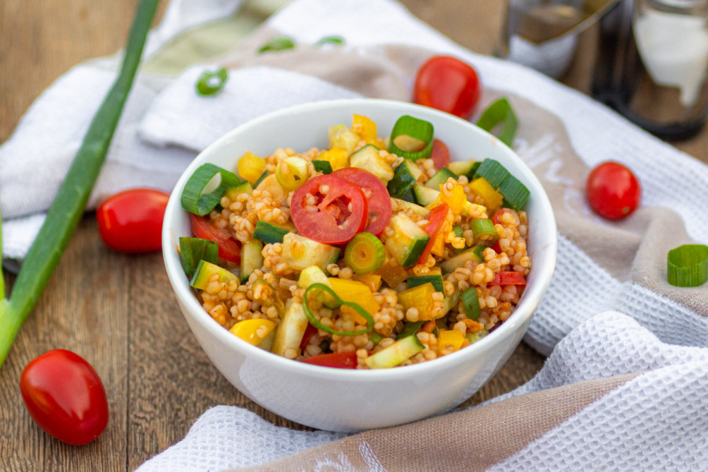 Graupensalat - vegan einfach und frisch - Mehr-als-Rohkost.de